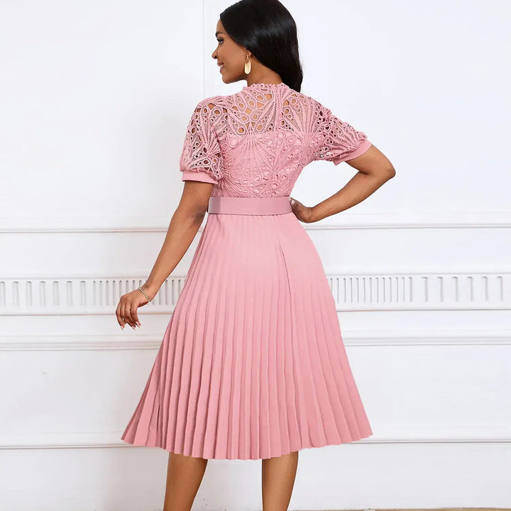 Vestido de Renda Plissado 